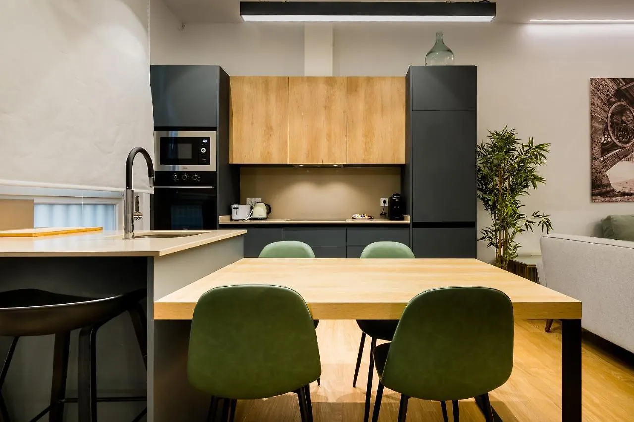 Апартаменты Rentalsevilla Gravina